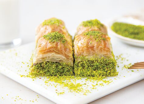 LEZZET BAKLAVA w. PISTACHIO